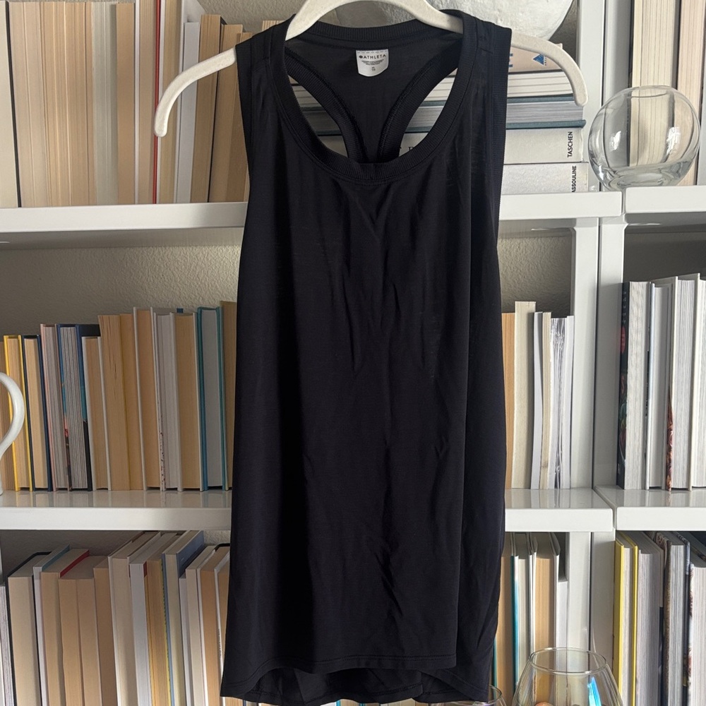 ATHLETA NWOTBlack Sleeveless Tank Top